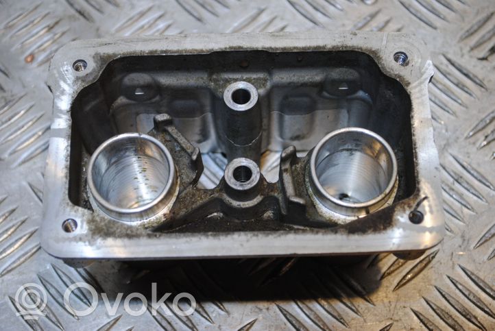 BMW 5 GT F07 Kita variklio galvutės detalė 760510403