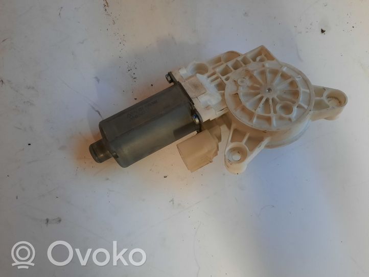 Volkswagen Routan Priekinis varikliukas langų pakėlėjo 3015587D