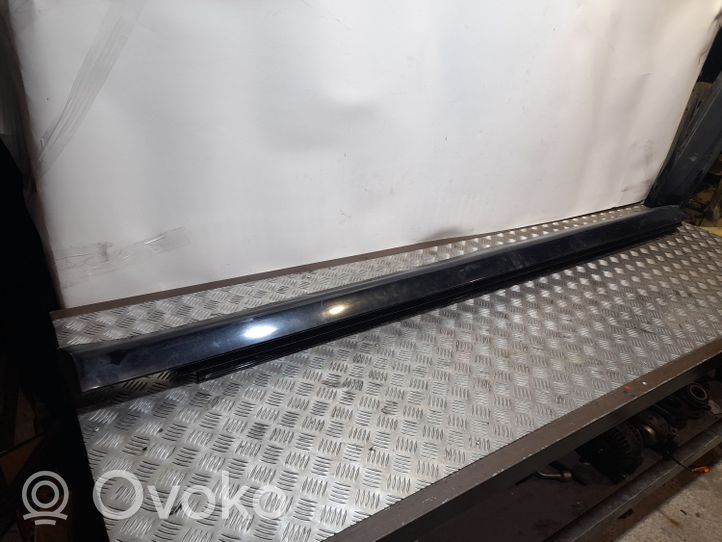 Volkswagen Routan Sill 1CZ97TZZAB