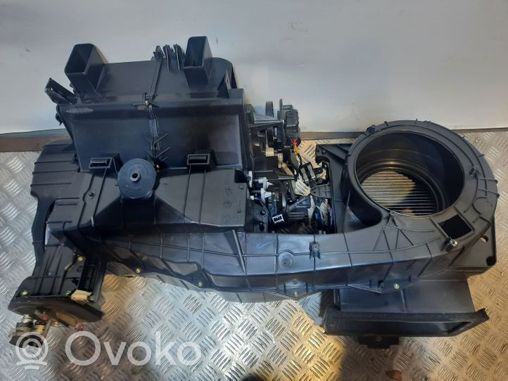 Volkswagen Routan Salona gaisa mezgla komplekts P7284001