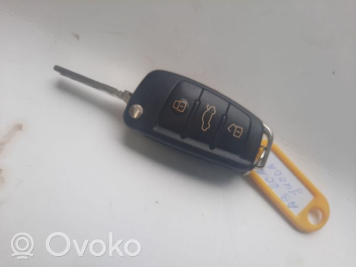 Audi A3 S3 8V Virta-avain/kortti 8V0837220E