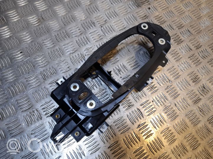 Audi A4 S4 B9 Supporto del cavo della leva del cambio 8W1863531