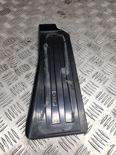 BMW 7 F01 F02 F03 F04 Repose-pieds 7213321