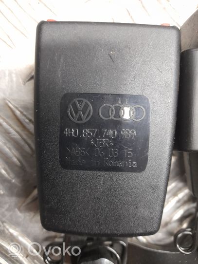 Audi A8 S8 D4 4H Klamra środkowego pasa bezpieczeństwa fotela tylnego 4H0857739989