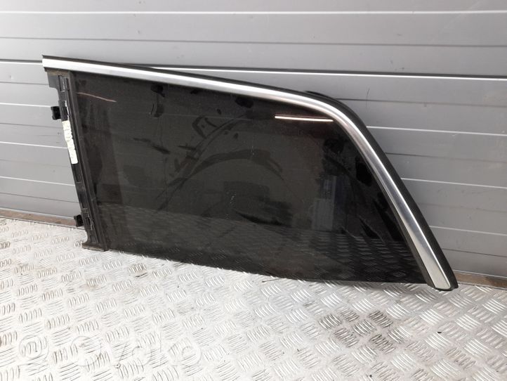 Mercedes-Benz GL X166 Fenêtre latérale avant / vitre triangulaire A1666700150