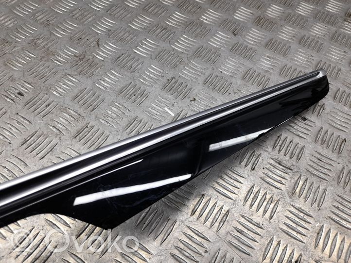 Porsche Macan Baguette moulure de porte arrière 95B867062D