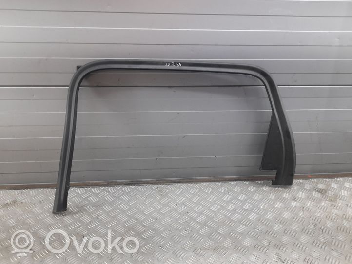 Audi Q7 4M Cornice del finestrino/vetro della portiera posteriore 4M0867604