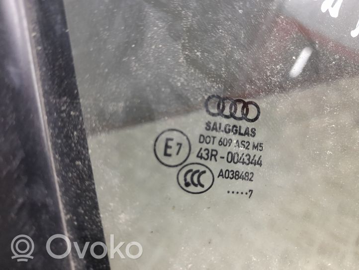 Audi Q7 4M Szyba karoseryjna drzwi przednich 4M0845114