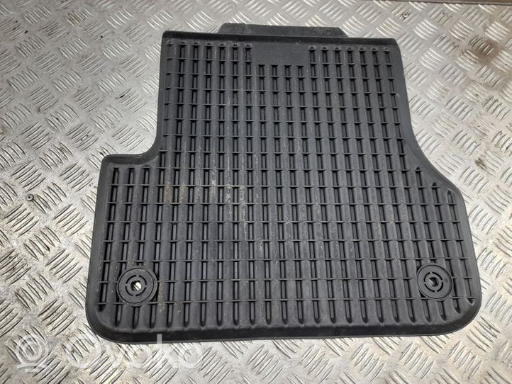 Audi A6 S6 C7 4G Tapis de sol arrière 4G0061511