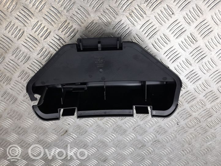 Audi A4 S4 B9 Mocowanie trójkąta ostrzegawczego 8W5827569