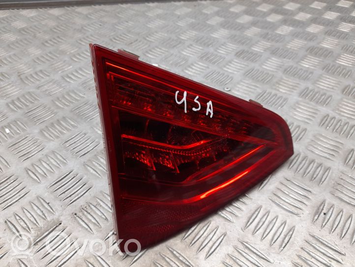 Audi S5 Facelift Lampy tylnej klapy bagażnika 8T0945093D