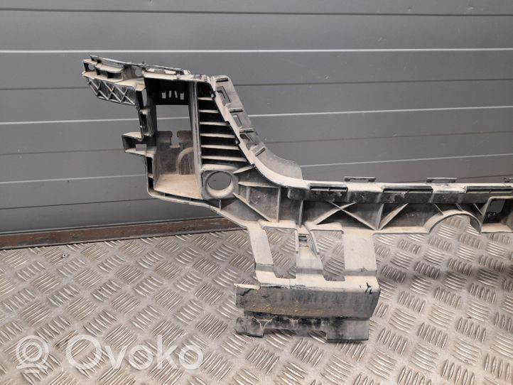 Audi A4 S4 B9 Belka zderzaka tylnego 8W5807385