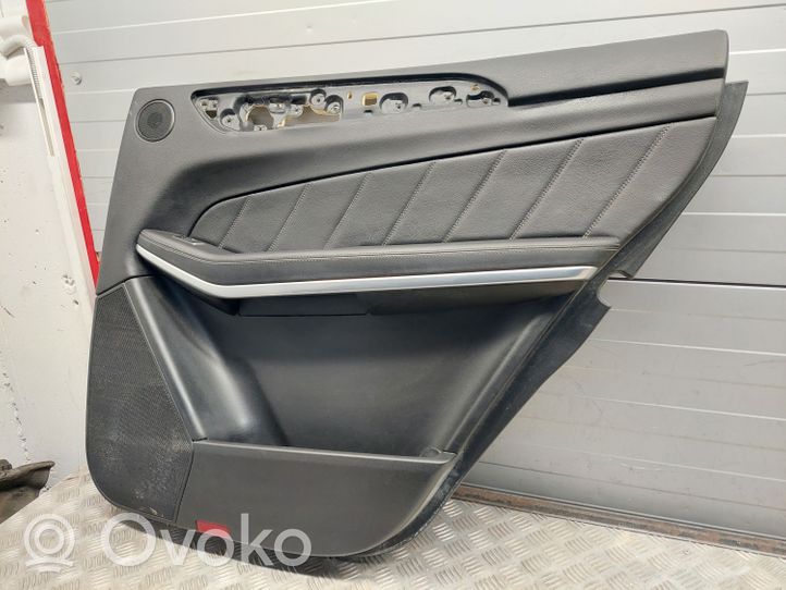 Mercedes-Benz GL X166 Garniture panneau de porte arrière A1667301270