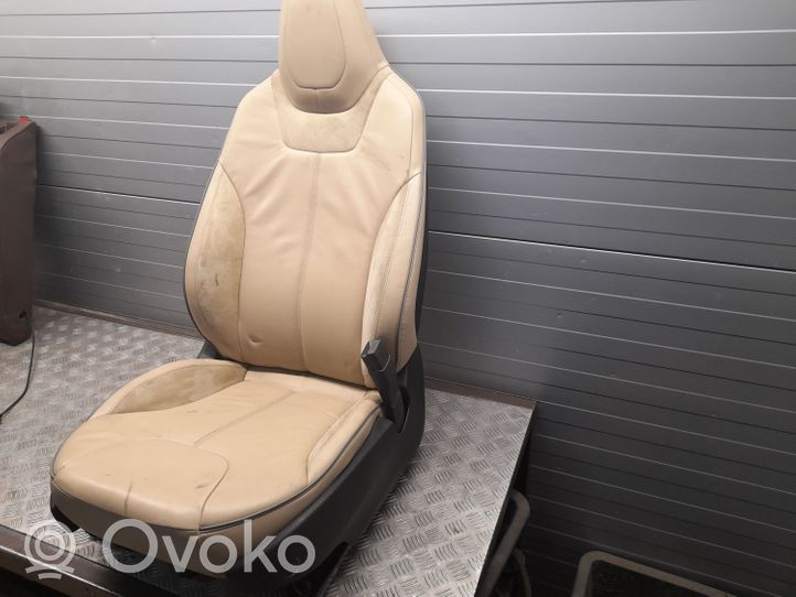 Tesla Model S Fotel przedni pasażera 