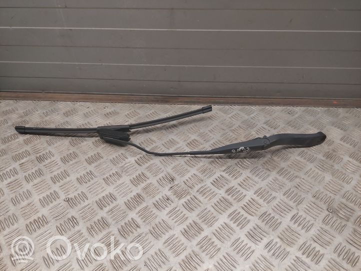 Dodge RAM Front wiper blade arm 55277449AC