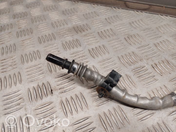 BMW X1 F48 F49 Fuel line/pipe/hose 7323846