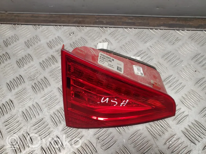 Audi S5 Facelift Lampy tylnej klapy bagażnika 8T0945093D