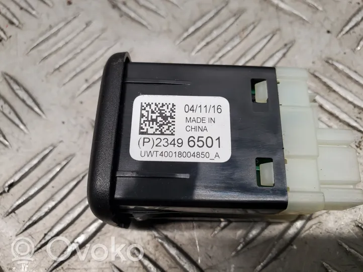 Chevrolet Camaro Connettore plug in USB 23496501