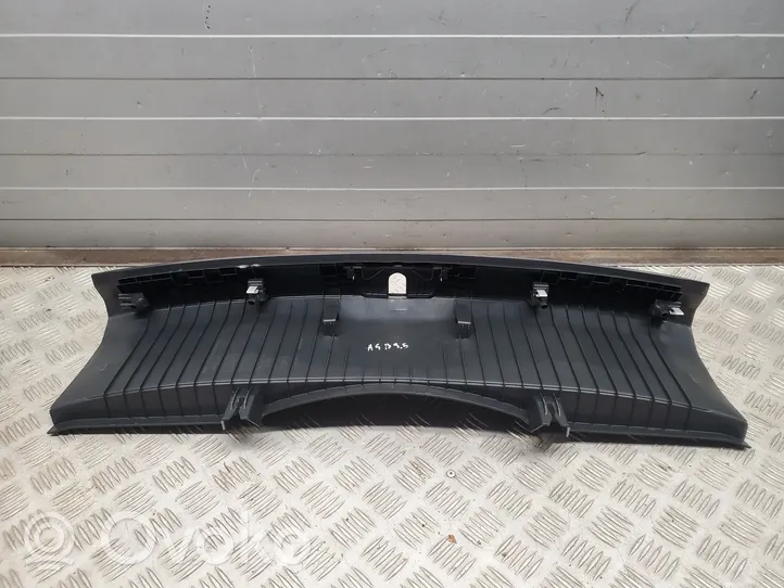 Audi A5 Rivestimento di protezione sottoporta del bagagliaio/baule 8W6863471