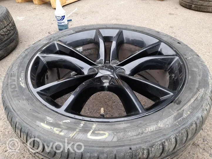 Dodge Challenger R20 alloy rim 5PN35TRMAA