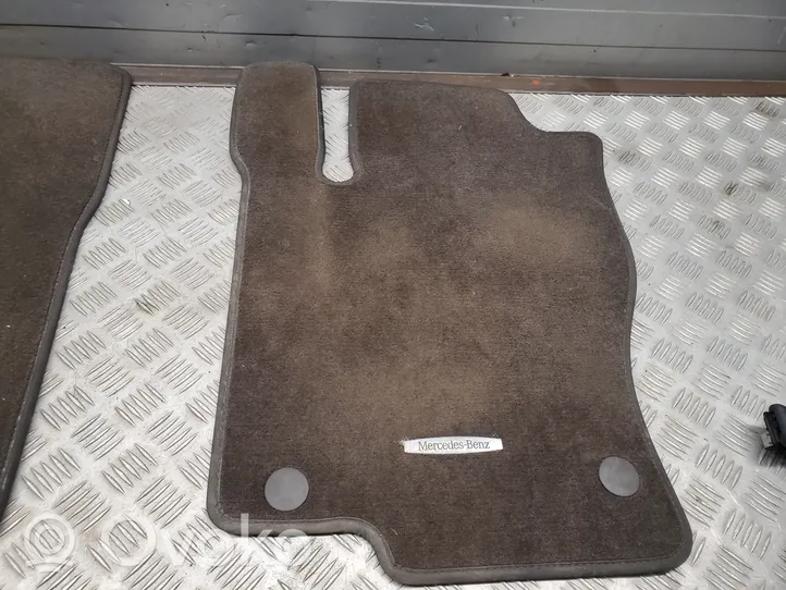 Mercedes-Benz GL X166 Kit tapis de sol auto A1666840403