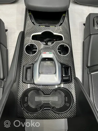 Alfa Romeo Giulia Sisustussarja 