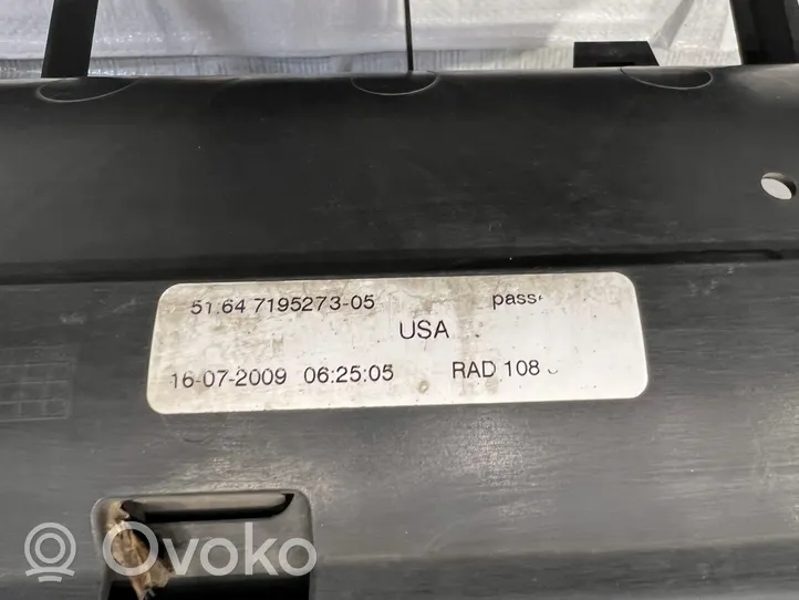 BMW X6 E71 Wlot / Kanał powietrza intercoolera 719527305