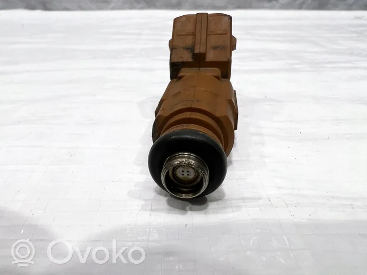 Volvo C70 Fuel injector 0280155831