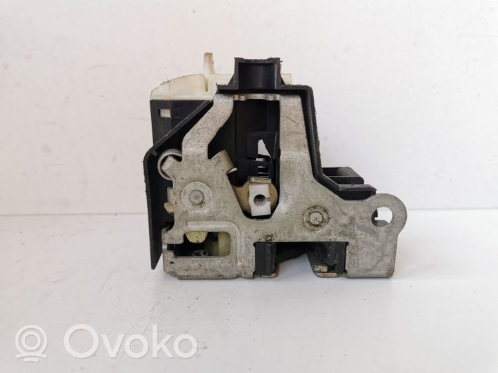 Renault Clio II Front door lock 