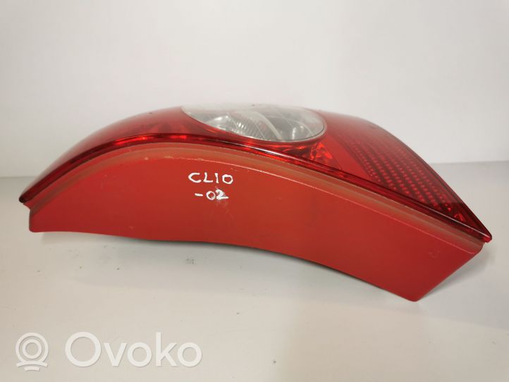 Renault Clio II Rear/tail lights 8200071414