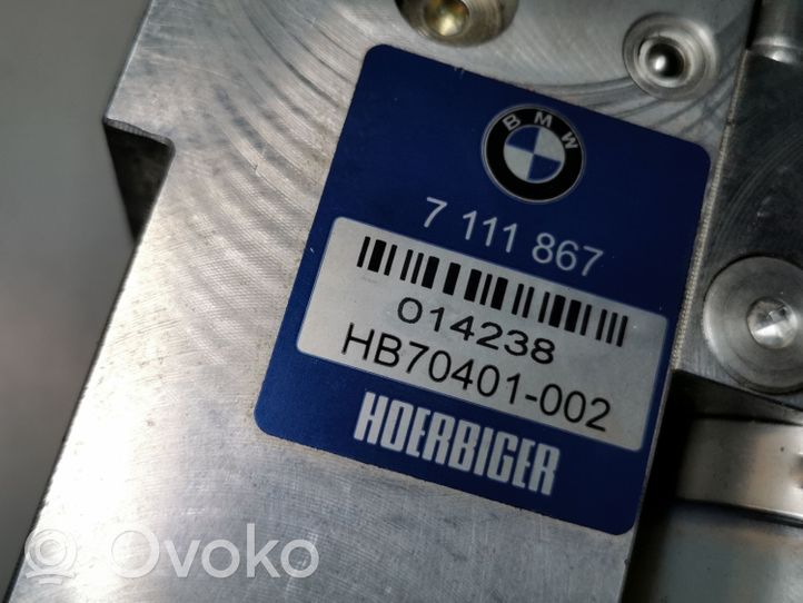 BMW 5 E60 E61 Bagāžnieka pārsega hidraulikas sūknis HB70401002