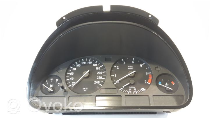 BMW 5 E39 Nopeusmittari (mittaristo) 87001313