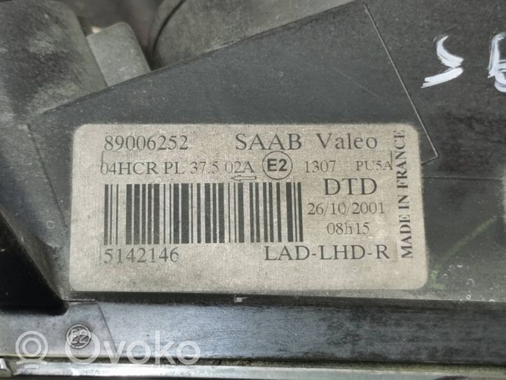 Saab 9-5 Lampa przednia 89006252