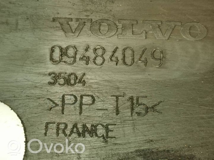 Volvo XC70 Osłona pod zderzak przedni / Absorber 09484049