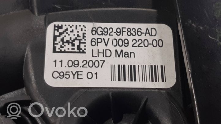 Volvo V70 Pedały / Komplet 6G929F836AD