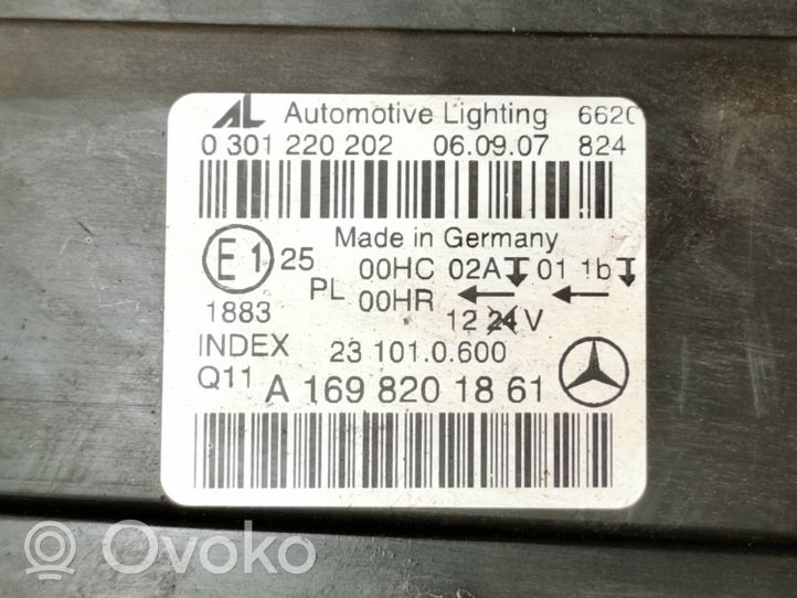 Mercedes-Benz A W169 Phare frontale A1698201861