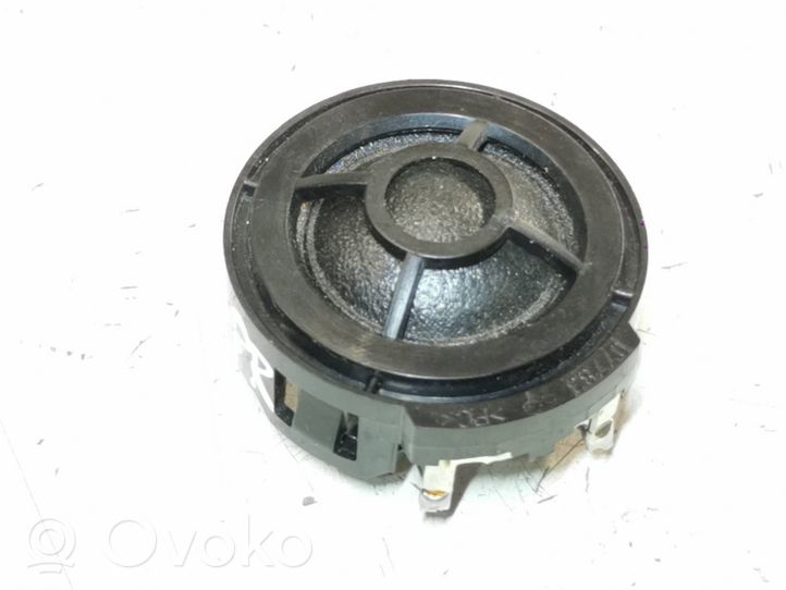 Audi A4 S4 B7 8E 8H Głośnik wysokotonowy drzwi przednich 8E0035399