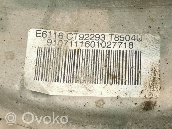 BMW 5 E60 E61 Piasta koła tylnego CT92293