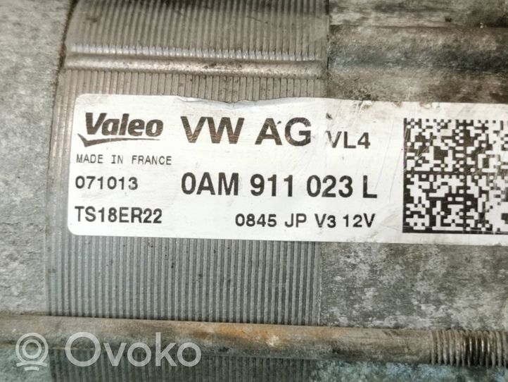 Volkswagen Golf VII Rozrusznik 0AM911023L