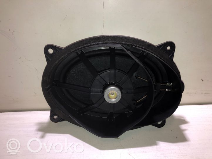 Toyota Avensis T270 Haut-parleur de porte avant 8616005140