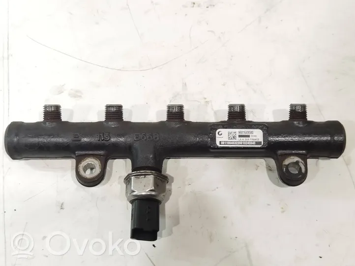 Ford Kuga I Listwa wtryskowa 9681649580