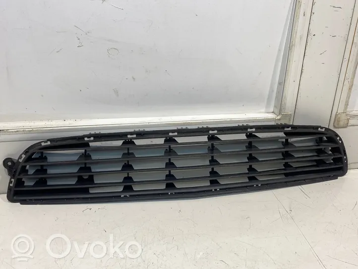 Opel Zafira B Grille inférieure de pare-chocs avant F0313986