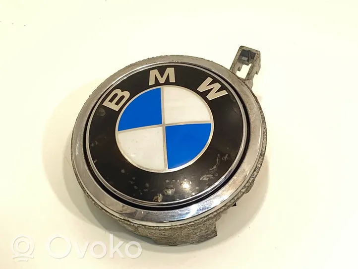 BMW 1 E81 E87 Uchwyt / Rączka zewnętrzna otwierania klapy tylnej / bagażnika 7207933