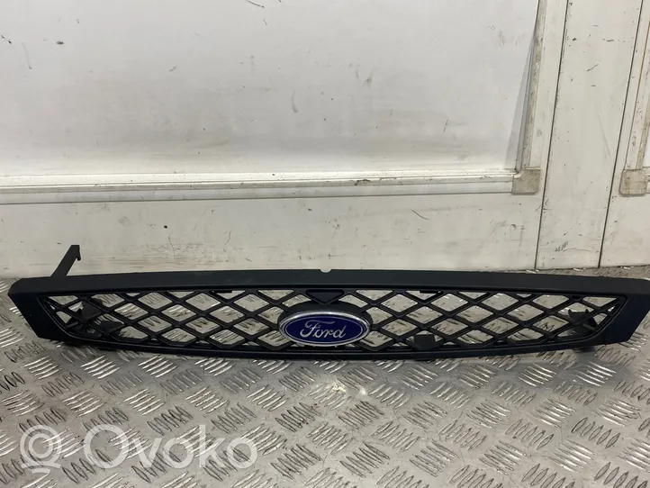 Ford Focus Etusäleikkö 2m518200agw