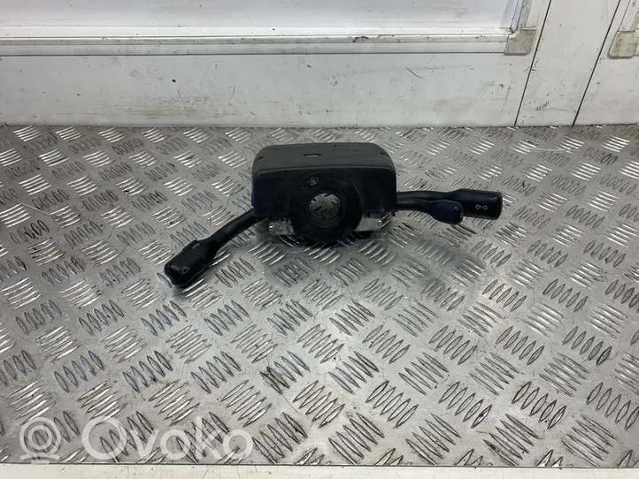 Audi 80 90 S2 B4 Leva/interruttore dell’indicatore di direzione e tergicristallo 4A0953503A