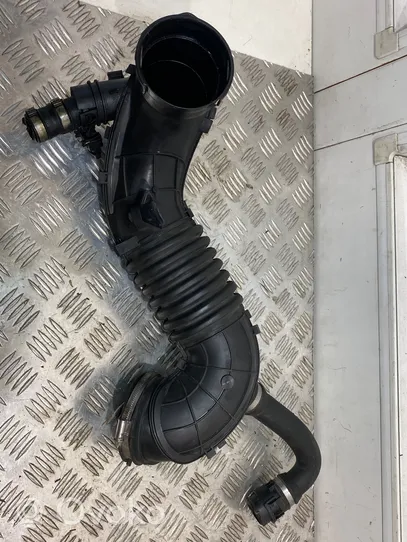 BMW 3 F30 F35 F31 Tuyau d'admission d'air turbo 7810745