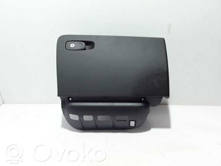 31477549 Volvo XC40 Glove box, 125.00 € RRR