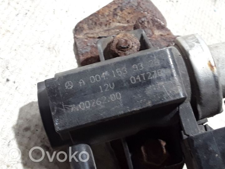 Mercedes-Benz Vito Viano W639 Turboahtimen magneettiventtiili A0041539328