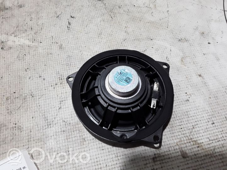 BMW 6 G32 Gran Turismo Haut-parleur de porte avant 9354085