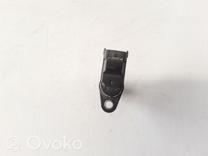 Volvo XC60 Sensore di posizione albero a camme 8658726